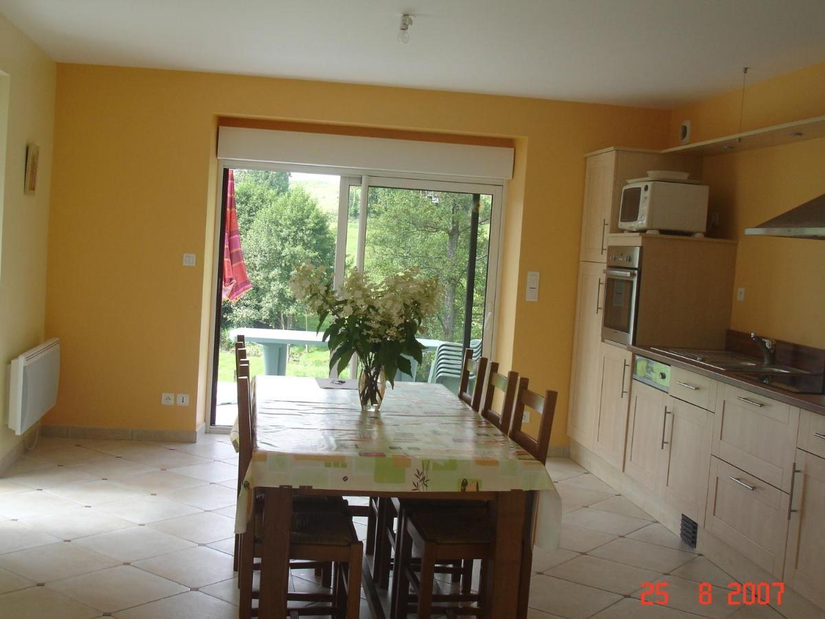 Cosy Chalet With Private Garden In Normandy Isigny-le-Buat Zimmer foto